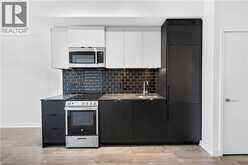 285 DUFFERIN Street Unit# 609 | Toronto Ontario | Slide Image Twelve