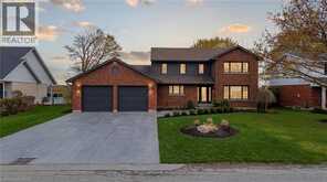 890 PERKIN Crescent | Listowel Ontario | Slide Image One