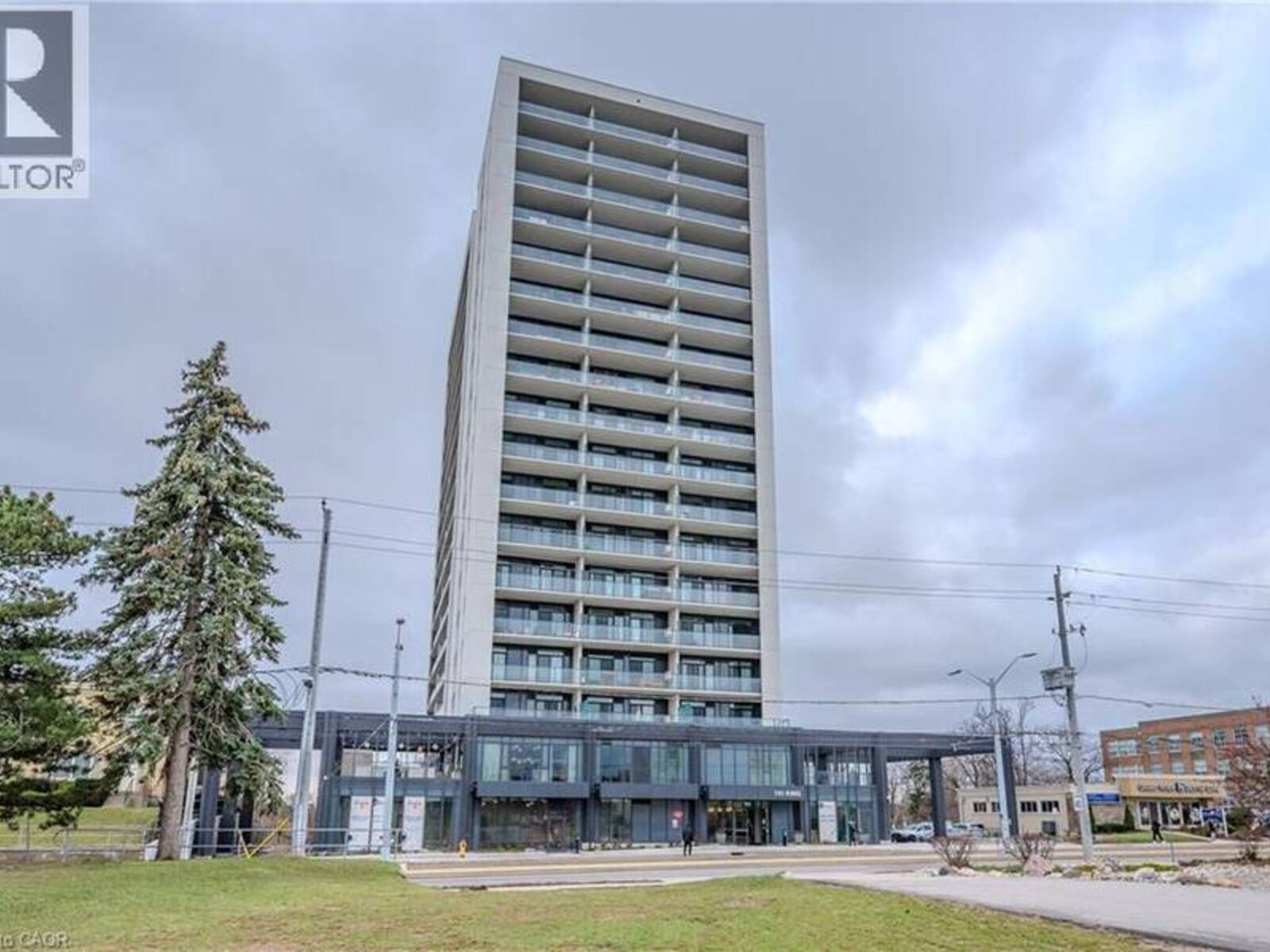 741 KING Street Unit# 304, Kitchener, Ontario N2G 0E9