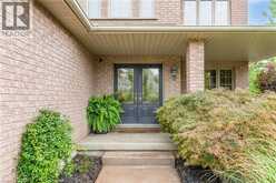 52 ARCHWOOD Crescent | Cambridge Ontario | Slide Image Four