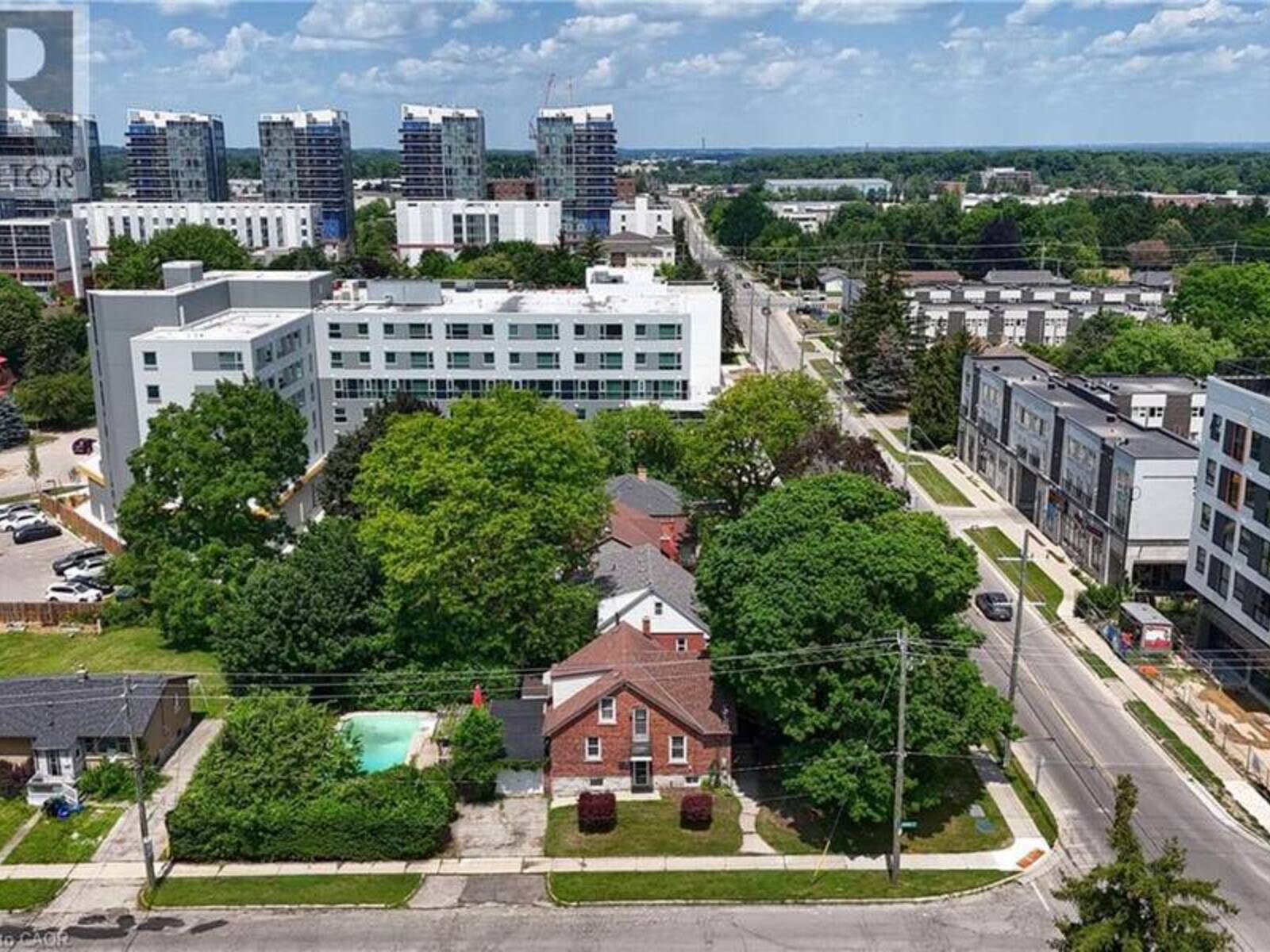 285 ALBERT Street, Waterloo, Ontario N2L 3T9