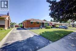 52 QUEENSTON Crescent | Kitchener Ontario | Slide Image Three