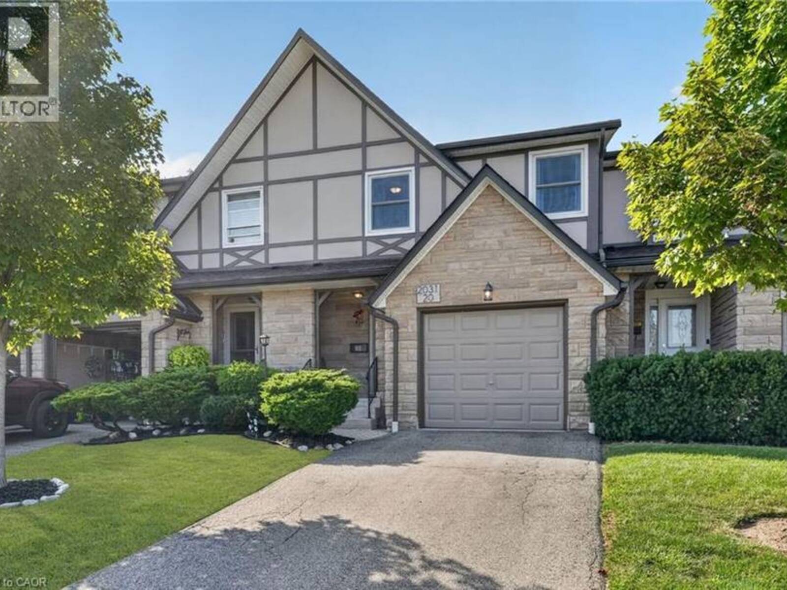 2031 AMHERST HEIGHTS Court Unit# 20, Burlington, Ontario L7P 3R2