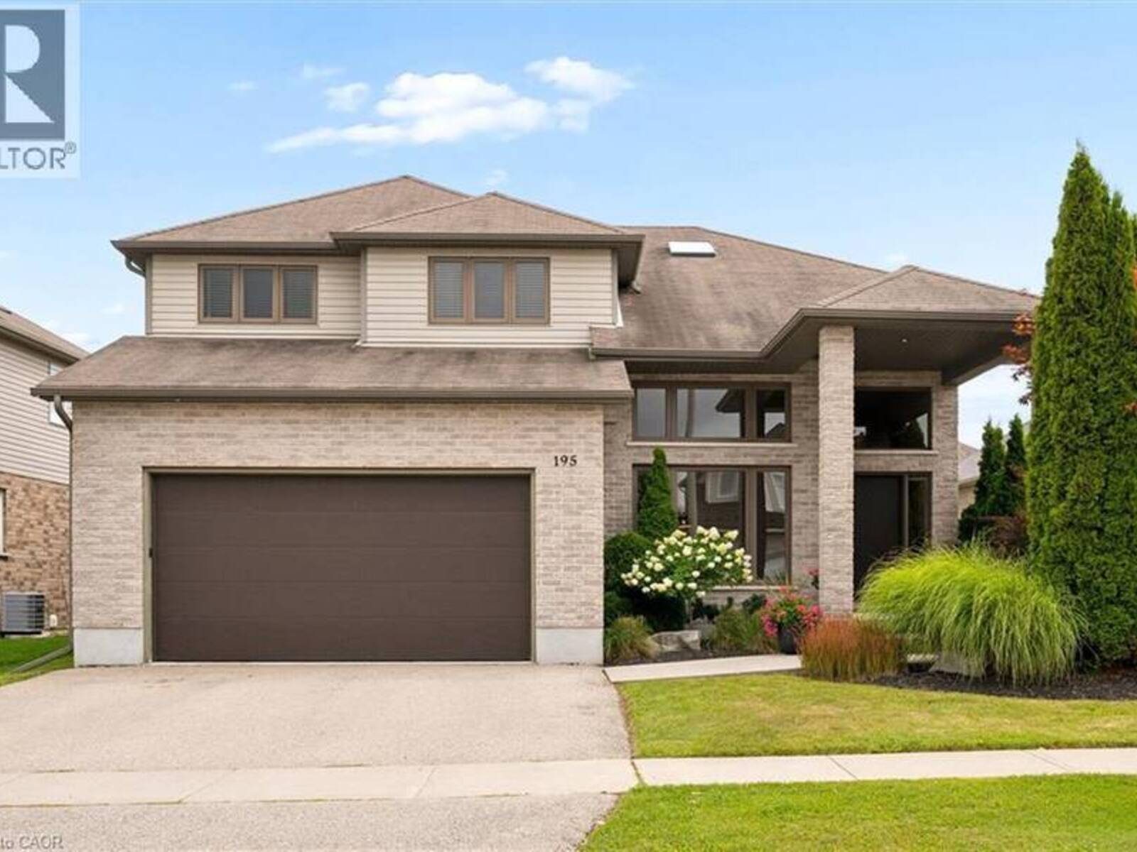 195 TOWNSEND Drive, Woolwich, Ontario N0B 1M0