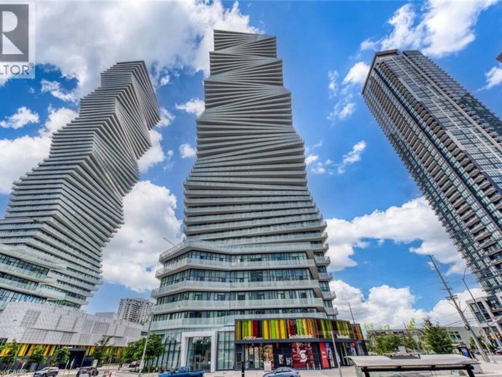 3900 CONFEDERATION Parkway Unit# 5010, Mississauga, Ontario L5B 0M3