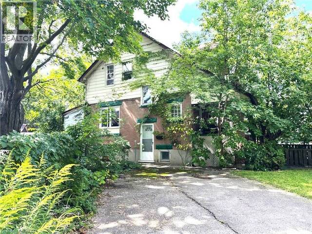 3 GLASGOW Street Kitchener Ontario, N2G 2G5 - 3 Bedrooms Home For Sale