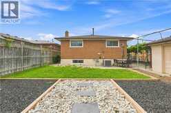 7 DUCHESS Court | Hamilton Ontario | Slide Image Forty-three