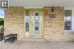 7 DUCHESS Court | Hamilton Ontario | Slide Image Six
