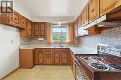 7 DUCHESS Court | Hamilton Ontario | Slide Image Thirteen