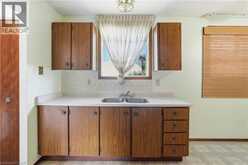 15 DUNCAIRN Court | Hamilton Ontario | Slide Image Eleven