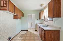 15 DUNCAIRN Court | Hamilton Ontario | Slide Image Twelve