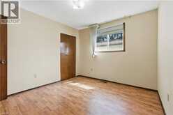 15 DUNCAIRN Court | Hamilton Ontario | Slide Image Twenty-two