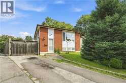 15 DUNCAIRN Court | Hamilton Ontario | Slide Image Two