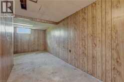 15 DUNCAIRN Court | Hamilton Ontario | Slide Image Thirty-nine