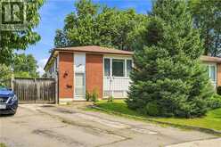 15 DUNCAIRN Court | Hamilton Ontario | Slide Image Three