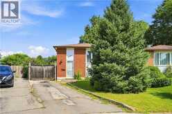 15 DUNCAIRN Court | Hamilton Ontario | Slide Image Four
