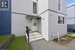 25 BRITTEN Close Unit# B52 | Hamilton Ontario | Slide Image Three