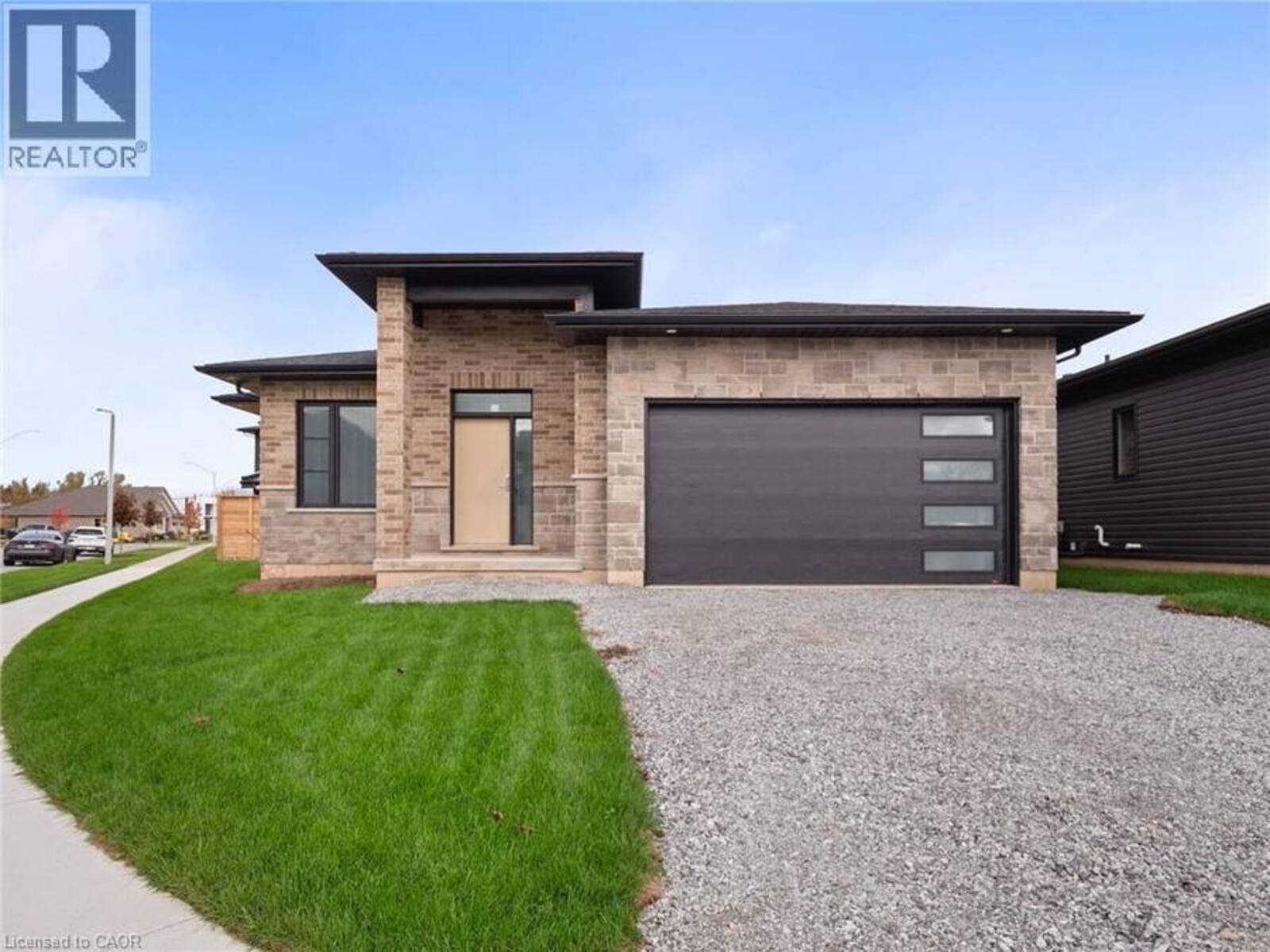 118 WILLOWBROOK Drive, Welland, Ontario L3C 0G2