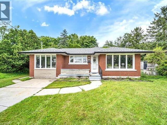 284 CEDAR Crescent Cambridge Ontario, N1S 1X1 - 4 Bedrooms Home For Sale