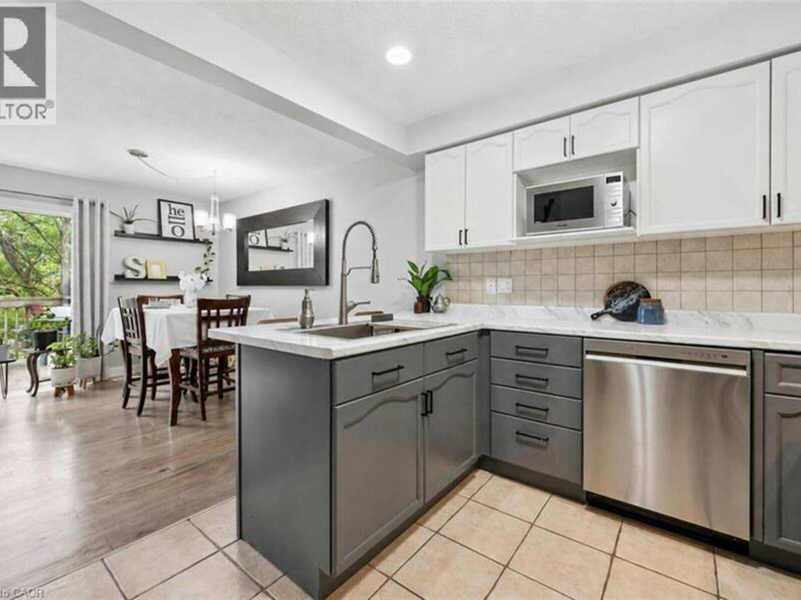 31 SCHRODER Crescent Unit# 21, Guelph, Ontario N1E 7M6