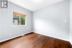 4 CLAIRFIELDS Drive W | Guelph Ontario | Slide Image Thirteen