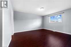 4 CLAIRFIELDS Drive W | Guelph Ontario | Slide Image Thirty