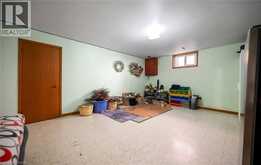 2221 FLORIAN Road | Mississauga Ontario | Slide Image Forty