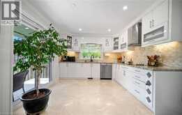 2221 FLORIAN Road | Mississauga Ontario | Slide Image Eight