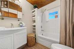 70 WOODLAND Avenue | St. Catharines Ontario | Slide Image Thirteen