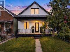 174 LONDON Street N Hamilton Ontario, L8H 4C2