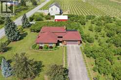 710 CONCESSION 2 Road | Niagara-on-the-Lake Ontario | Slide Image Thirty