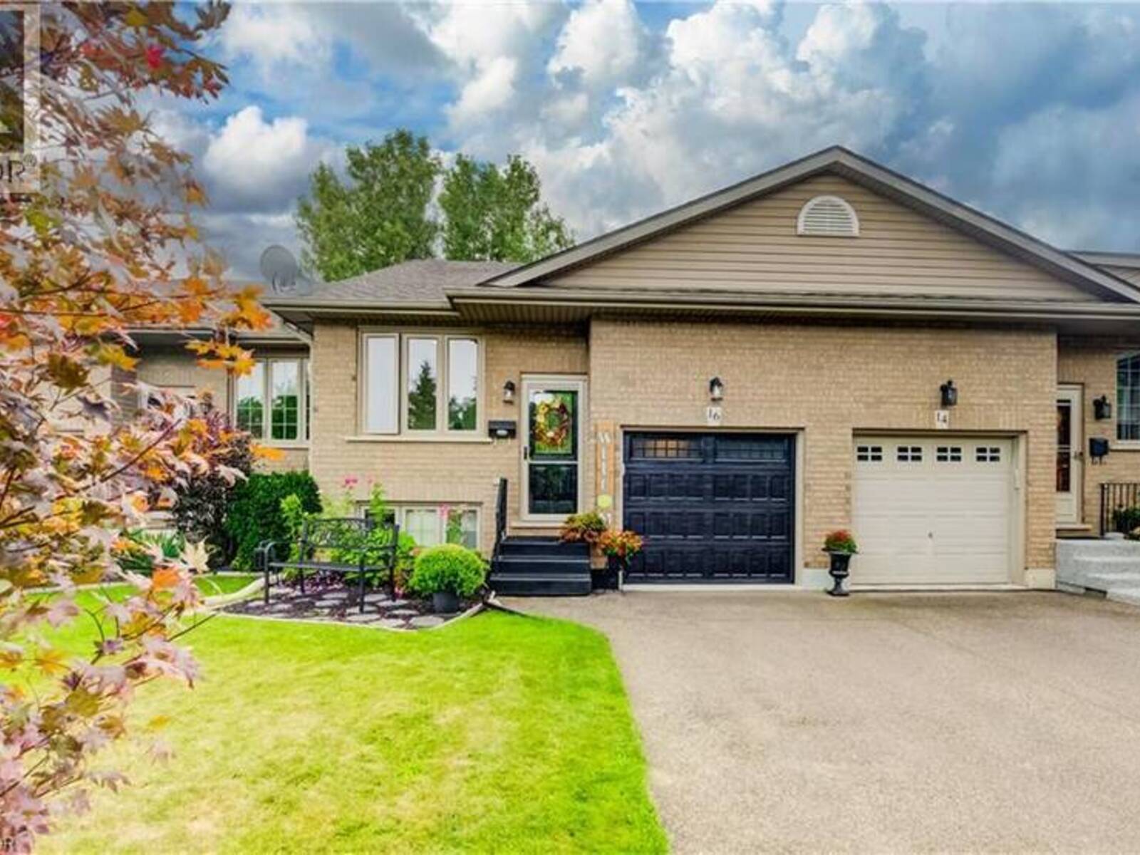 16 STEED Court, Brantford, Ontario N3S 0B7