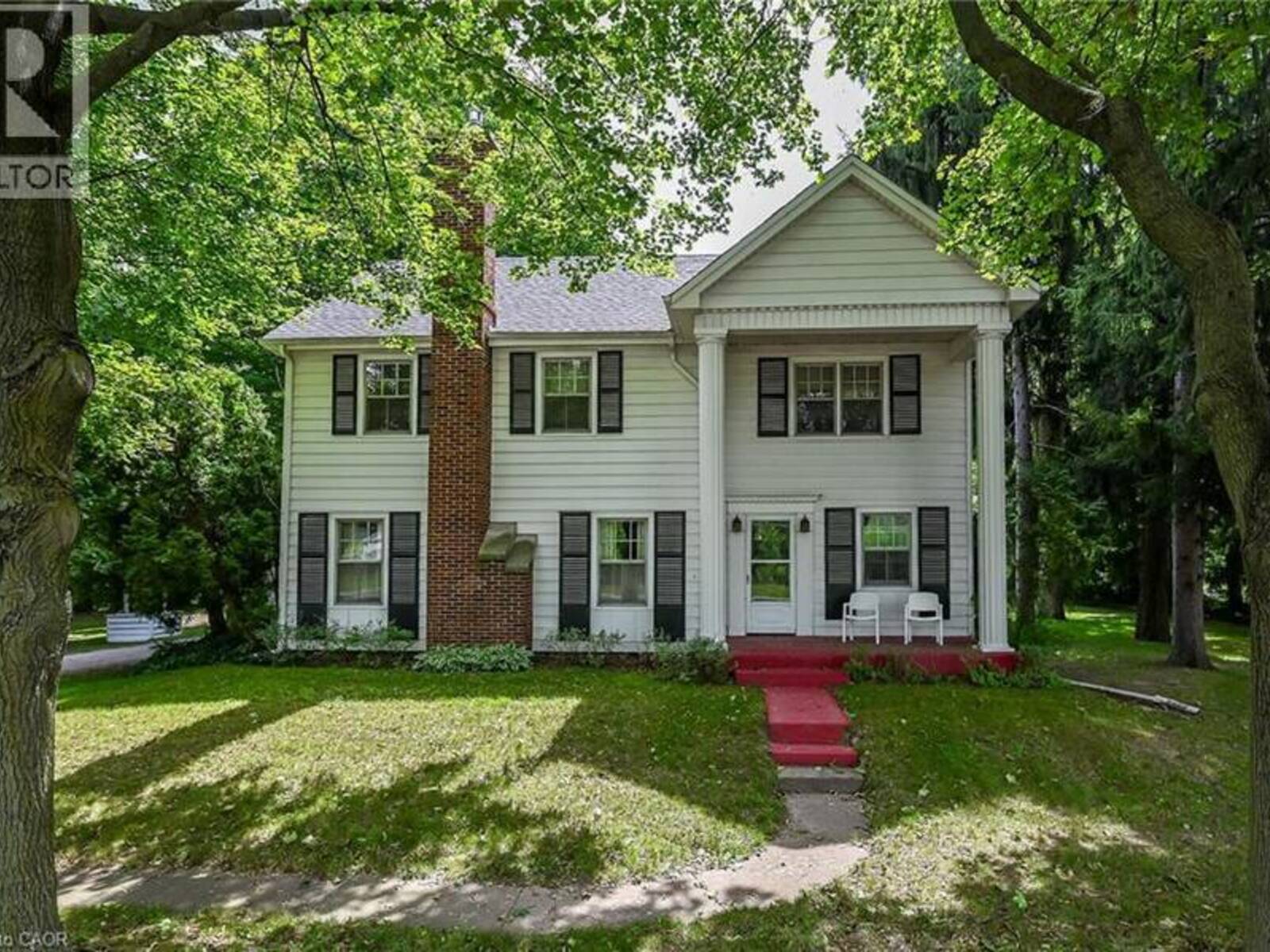 48 GARNER Road W, Ancaster, Ontario L9G 3K9