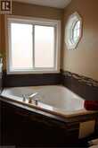 349 WINTERBERRY Boulevard | Thorold Ontario | Slide Image Thirty