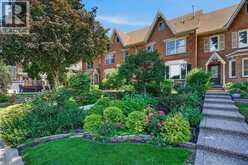 52 SUNVALE Place | Hamilton Ontario | Slide Image One
