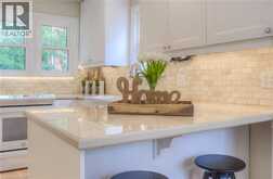 4 DUNBAR Road N | Waterloo Ontario | Slide Image Thirteen