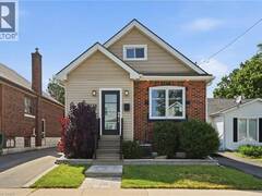 58 TRAGINA Avenue S Hamilton Ontario, L8K 2Z3