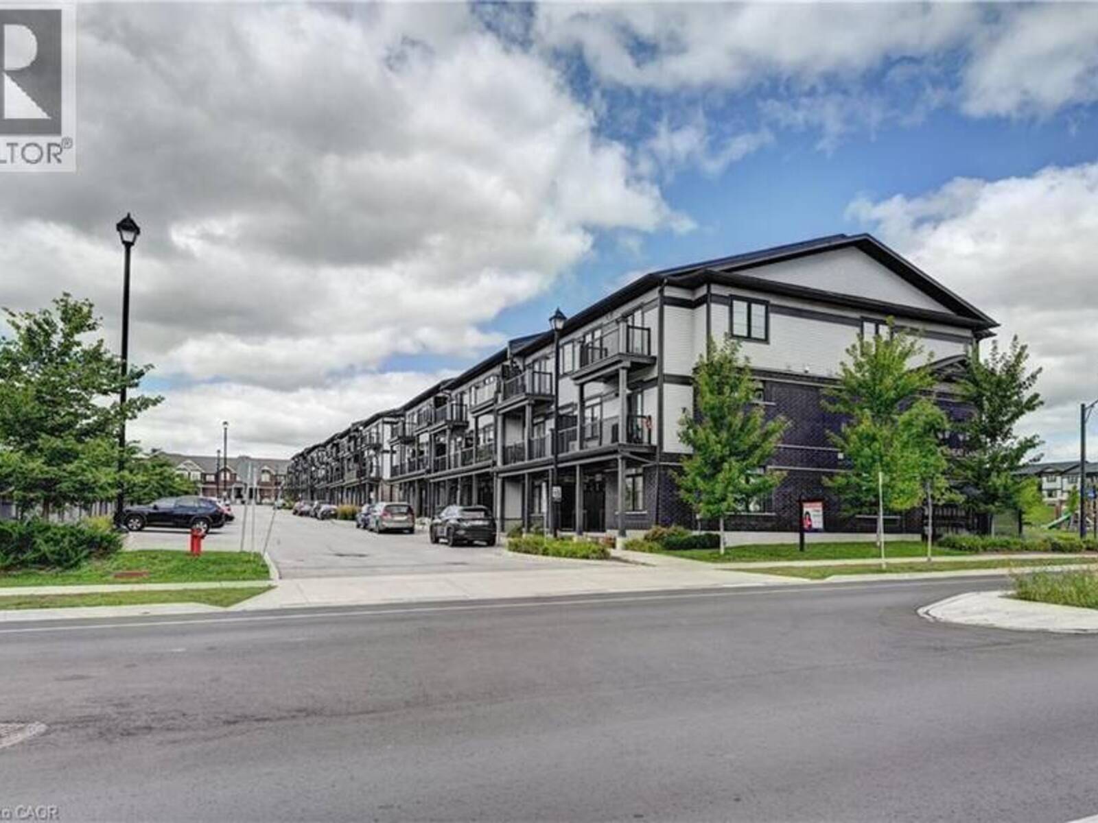 102 WHEAT Lane, Kitchener, Ontario N2R 0R6