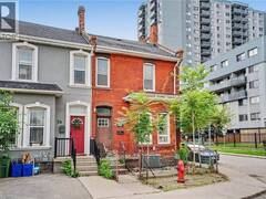 52 CATHCART Street Hamilton Ontario, L8R 1M5