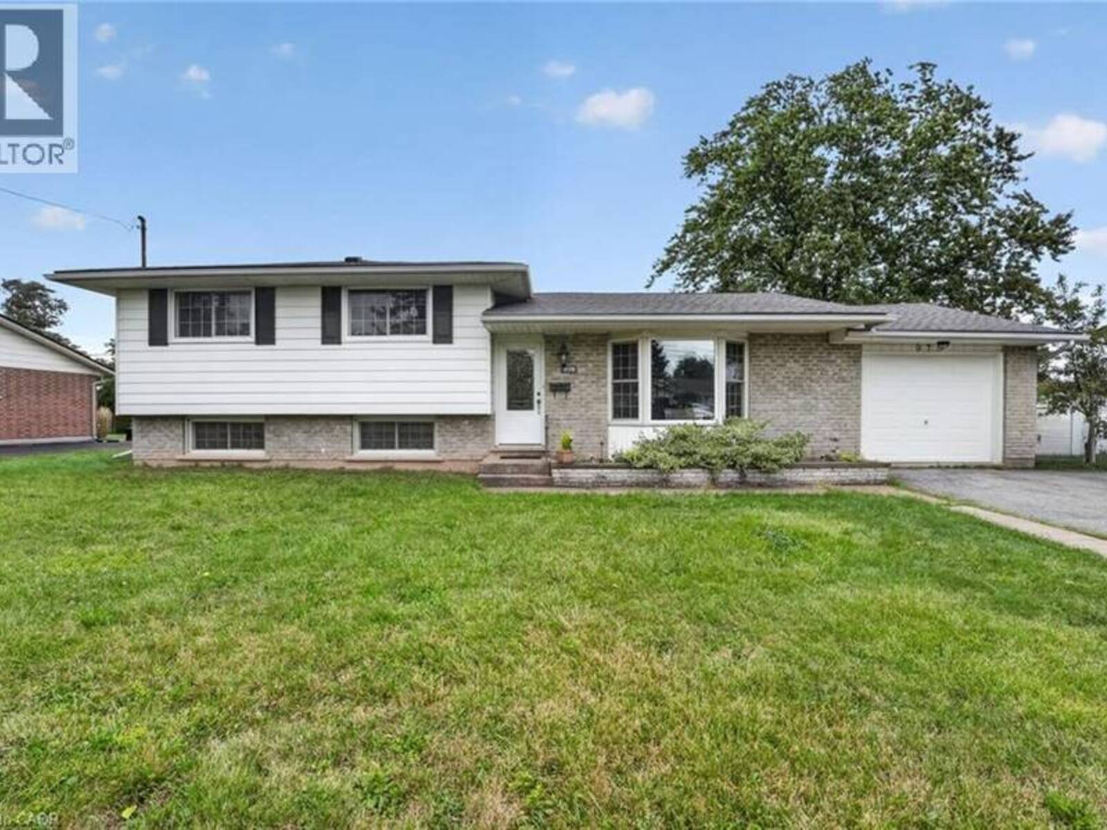 978 FERNDALE Avenue, Fort Erie, Ontario L2A 5S8