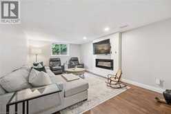 380 LEXINGTON Road | Waterloo Ontario | Slide Image Fifteen