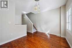 4 CHELTENHAM Mews | Kitchener Ontario | Slide Image Eleven