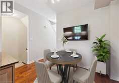 4 CHELTENHAM Mews | Kitchener Ontario | Slide Image Eight