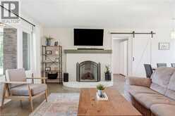 670 THOMPSON Road | Hamilton Ontario | Slide Image Eight
