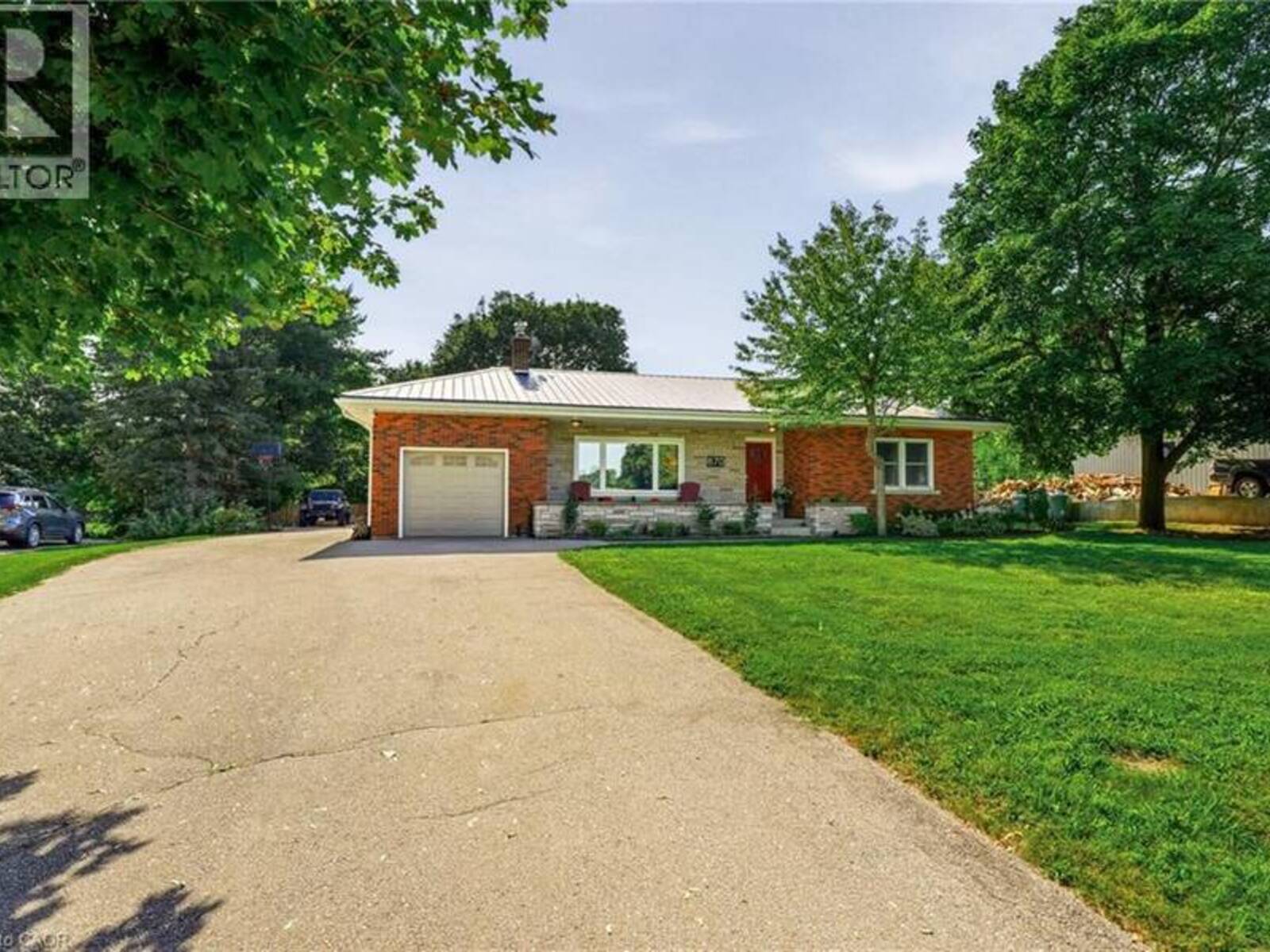 670 THOMPSON Road, Hamilton, Ontario L0R 2B0