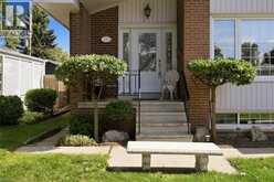 343 DUNCOMBE Drive | Burlington Ontario | Slide Image Four