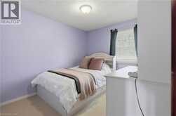 2055 HUNTERS WOOD Drive | Burlington Ontario | Slide Image Twenty-eight