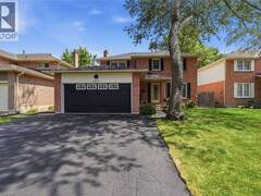 2055 HUNTERS WOOD Drive Burlington Ontario, L7M 2T9