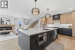 6124 CURLIN Crescent | Niagara Falls Ontario | Slide Image Twelve