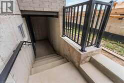 6124 CURLIN Crescent | Niagara Falls Ontario | Slide Image Thirty
